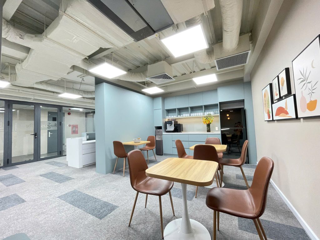 Regus Mach Office